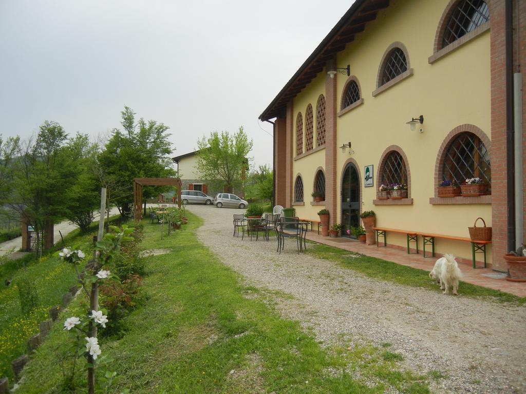 La Colombarola Agriturismo Farneto Exterior photo